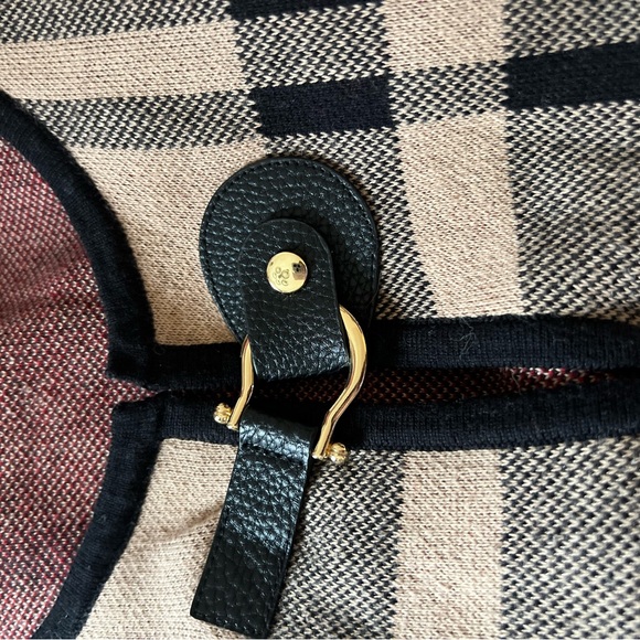 Anne Klein plaid knit sweater jacket/cape/ cardigan buckle closure - Picture 11 of 13